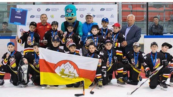 Хоккеисты из Осетии завоевали серебро Кубка Планеты чемпионов - Sputnik Южная Осетия