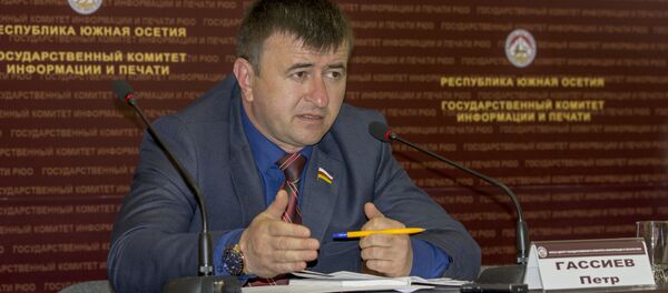 Пресс-конференция Петра Гассиева Пресс-конференция Петра Гассиева - Sputnik Южная Осетия