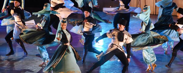 Концерт 3 ансамблей на стадионе к 25 годовщине провозглашения независимости рюо Концерт 3 ансамблей на стадионе к 25 годовщине провозглашения независимости рюо - Sputnik Южная Осетия