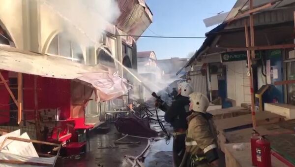 В Нальчике локализовали пожар на рынке - Sputnik Южная Осетия