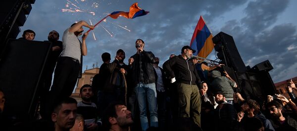 Митинг протестного движения Мой шаг на площади Республики (23 апреля 2018). Ереван - Sputnik Южная Осетия