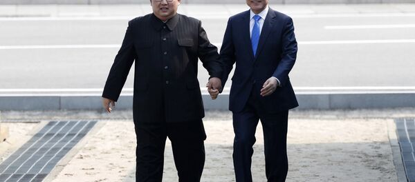 Главы Северной и Южной Кореи - Sputnik Южная Осетия