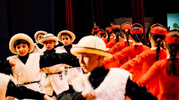 Отчетный концерт детской хореографической студии Кафт - Sputnik Южная Осетия