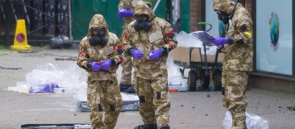 В Солсбери приступили к очистке связанных с отравлением Скрипалей мест В Солсбери приступили к очистке связанных с отравлением Скрипалей мест - Sputnik Южная Осетия