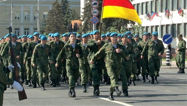 Военнослужащие МО РЮО в Донецке - Sputnik Южная Осетия