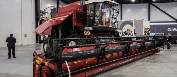 Зерноуборочный комбайн - Sputnik Южная Осетия