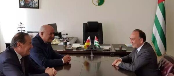 Визит главы МИД Южной Осетии Дмитрия Медоева в Абхазию - Sputnik Южная Осетия