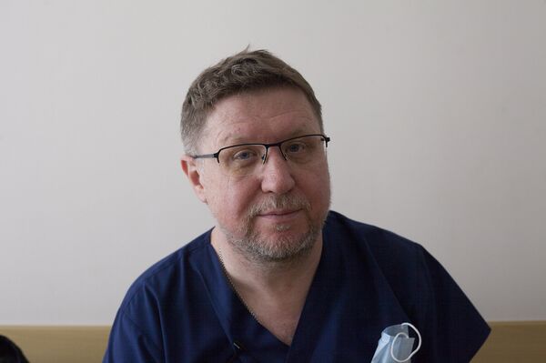 Хирург Аркадий Аксененко Хирург Аркадий Аксененко - Sputnik Южная Осетия