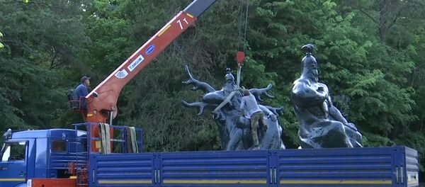 9 новых фигур героев Нартовского эпоса появились в парке Нæртон - Sputnik Южная Осетия