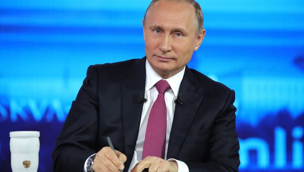 Прямая линия с президентом РФ В. Путиным - Sputnik Южная Осетия