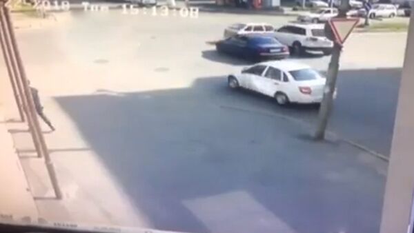 ДТП во Владикавказе попало на видео - Sputnik Южная Осетия
