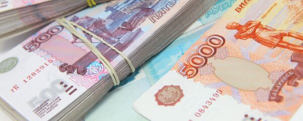 Рублевые купюры разного достоинства Рублевые купюры разного достоинства - Sputnik Южная Осетия