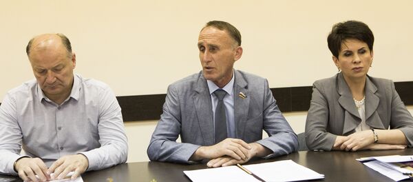 Круглый стол, посвященный дню эколога Круглый стол, посвященный дню эколога - Sputnik Южная Осетия