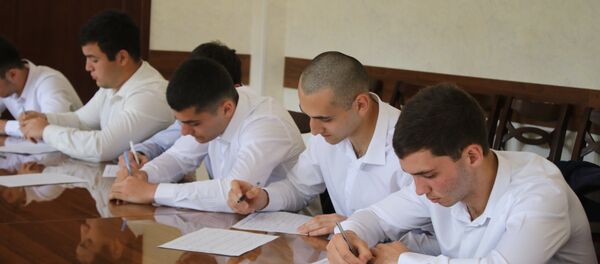 Минобороны Южной Осетии отбирает кандидатов на поступление в вузы России Минобороны Южной Осетии отбирает кандидатов на поступление в вузы России - Sputnik Южная Осетия