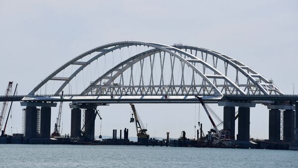 Крымский мост через Керченский пролив - Sputnik Южная Осетия