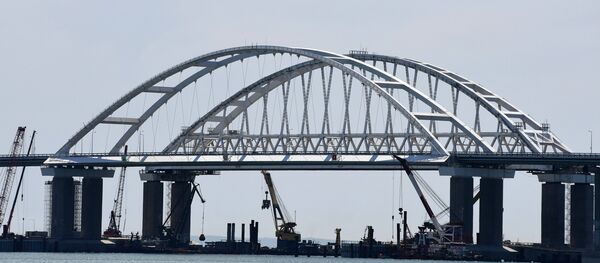Крымский мост через Керченский пролив Крымский мост через Керченский пролив - Sputnik Южная Осетия