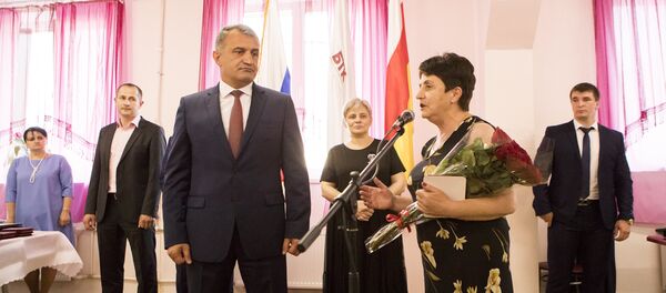 День работника текстильной промышленности в БТК День работника текстильной промышленности в БТК - Sputnik Южная Осетия