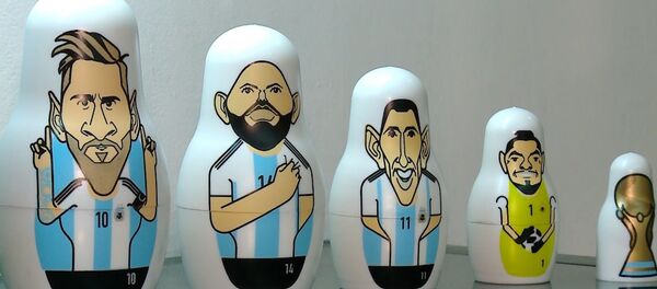 Месси и компания: как выглядят аргентинские матрешки перед ЧМ-2018 - Sputnik Южная Осетия