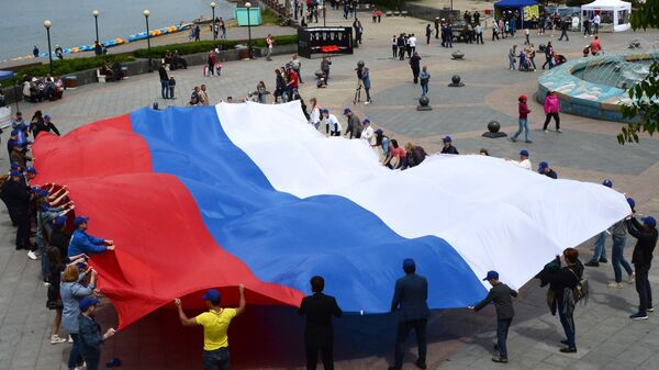 Во время празднования Дня России на набережной Спортивной гавани во Владивостоке - Sputnik Южная Осетия