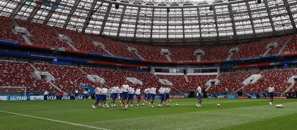 Футбол. ЧМ-2018. Тренировка сборной России Футбол. ЧМ-2018. Тренировка сборной России - Sputnik Южная Осетия