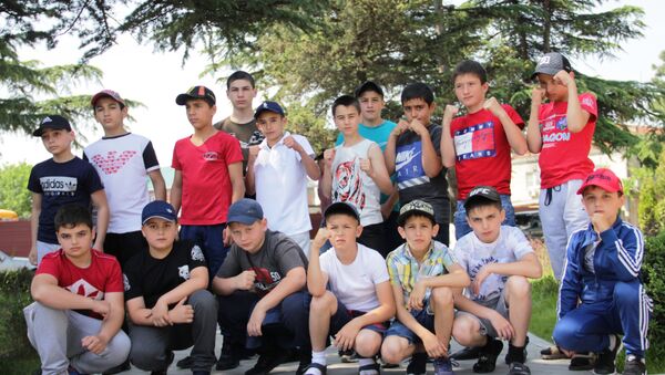 Команда школы бокса перед турниром - Sputnik Южная Осетия