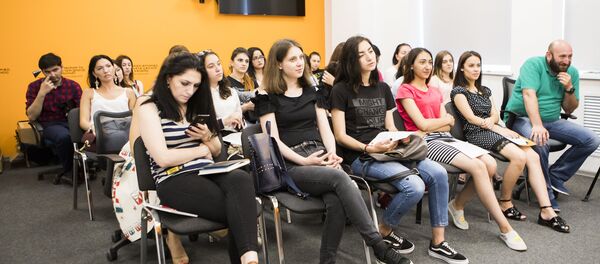 Ӕртӕ азы Sputnik-ыл Ӕртӕ азы Sputnik-ыл - Sputnik Хуссар Ирыстон