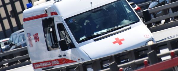 Автомобиль скорой помощи на улице Москвы Автомобиль скорой помощи на улице Москвы - Sputnik Южная Осетия