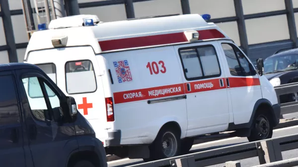 Автомобиль скорой помощи на улице Москвы - Sputnik Южная Осетия