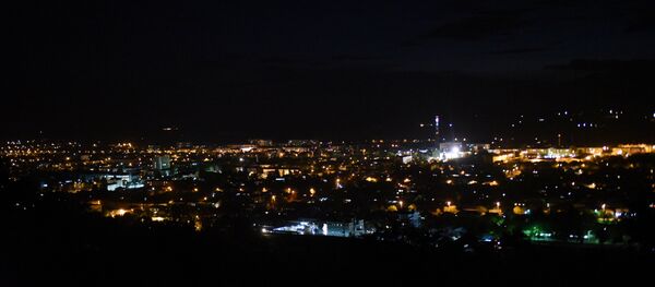 Вид сверху на вечерний Цхинвал Вид сверху на вечерний Цхинвал - Sputnik Южная Осетия