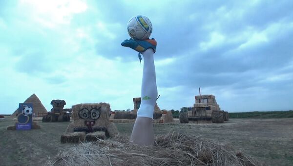 Нога святого Акинфея: болельщики на Ставрополье воздвигли памятник футболисту - Sputnik Южная Осетия