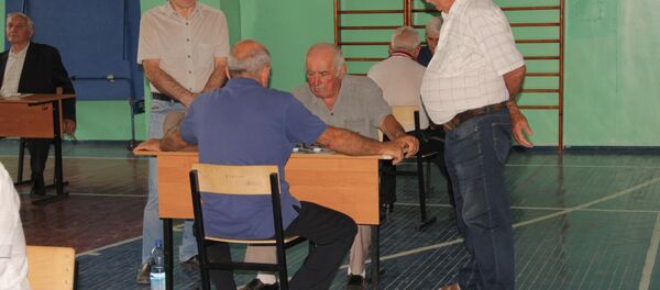 В Цхинвале проходит международный  турнир по русским шашкам - Sputnik Южная Осетия