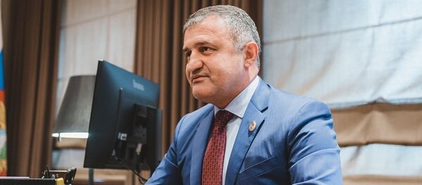 Бибилов встретился в Москве с главой Минкавказа Бибилов встретился в Москве с главой Минкавказа - Sputnik Южная Осетия