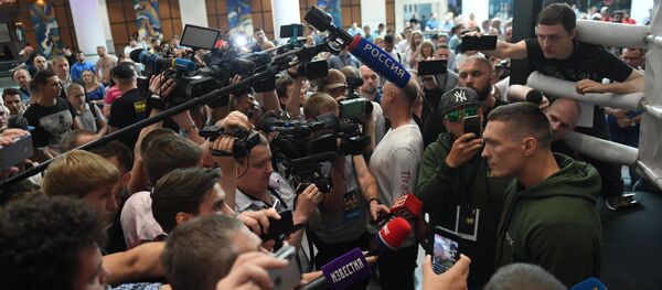 Мурат Гассиев и Александр Усик - Sputnik Южная Осетия