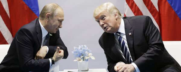 Владимир Путин и Дональд Трамп, архивное фото Владимир Путин и Дональд Трамп, архивное фото - Sputnik Южная Осетия