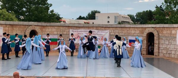 Анасмбль Кафт в Болгарии Анасмбль Кафт в Болгарии - Sputnik Хуссар Ирыстон