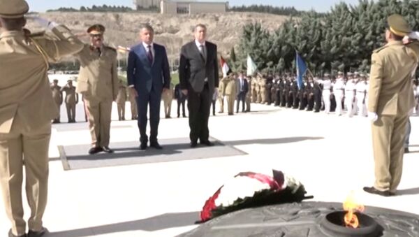 Президент Южной Осетии почтил память павших сирийских солдат - Sputnik Южная Осетия