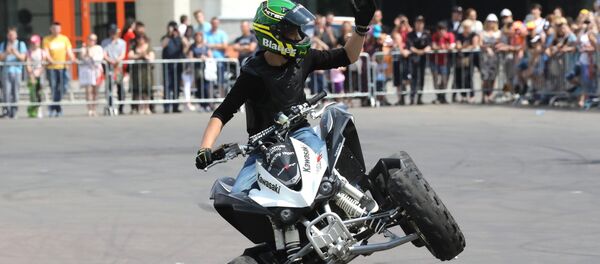 Показательные выступления стантрайдеров Показательные выступления стантрайдеров - Sputnik Хуссар Ирыстон