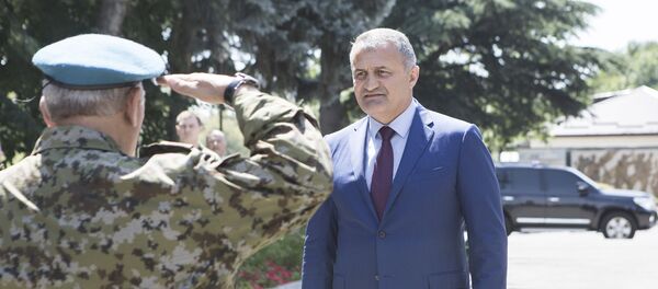 Хуссар Иры президент раарфӕ кодта базырджын ӕфсадӕн Хуссар Иры президент раарфӕ кодта базырджын ӕфсадӕн - Sputnik Хуссар Ирыстон