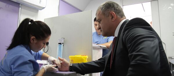 Анатолий Бибилов прошел диспансеризацию у специалистов ФМБА России - Sputnik Южная Осетия