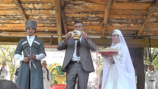 Дегустаторы решили, что самое вкусное пиво варят  в селе Кроз - Sputnik Южная Осетия