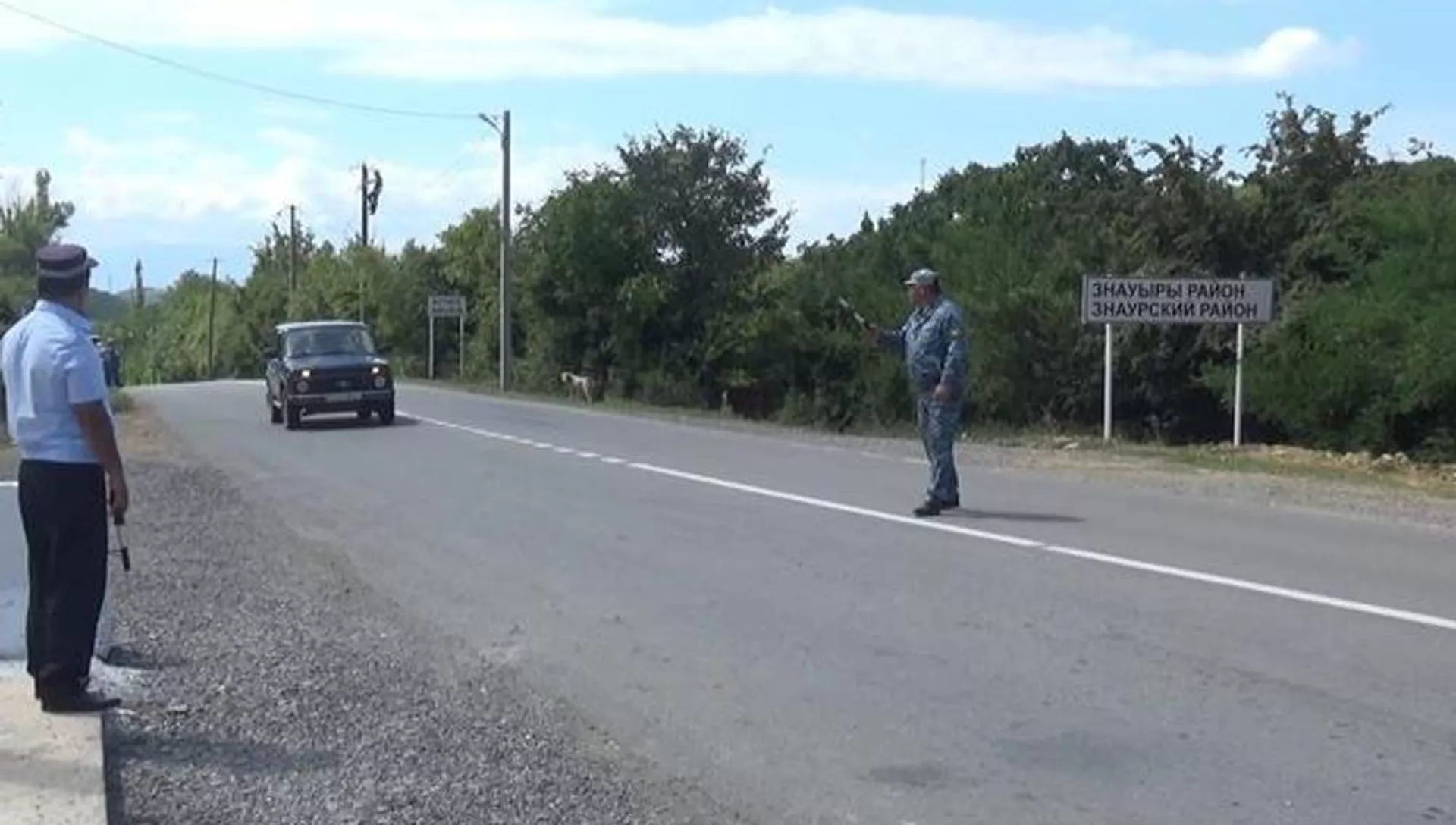 Сотрудники ОГАИ управления внутренних дел Знаурского района тщательно проверяют автотранспорт