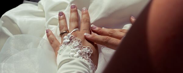 Обручальное кольцо Обручальное кольцо - Sputnik Южная Осетия