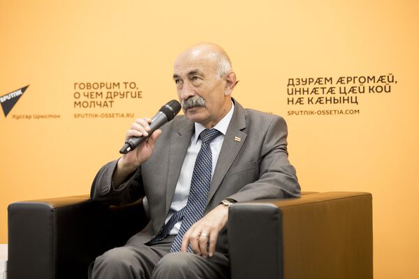 Десятилетие со дня признания независимости Южной Осетии Россией: пресс-конференция Десятилетие со дня признания независимости Южной Осетии Россией: пресс-конференция - Sputnik Южная Осетия