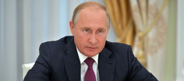 Президент РФ Владимир Путин во время встречи с президентом Республики Южная Осетия Анатолием Бибиловым - Sputnik Южная Осетия