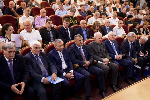 Юбилейный X съезд международного общественного движения Высший совет осетин Юбилейный X съезд международного общественного движения Высший совет осетин - Sputnik Хуссар Ирыстон