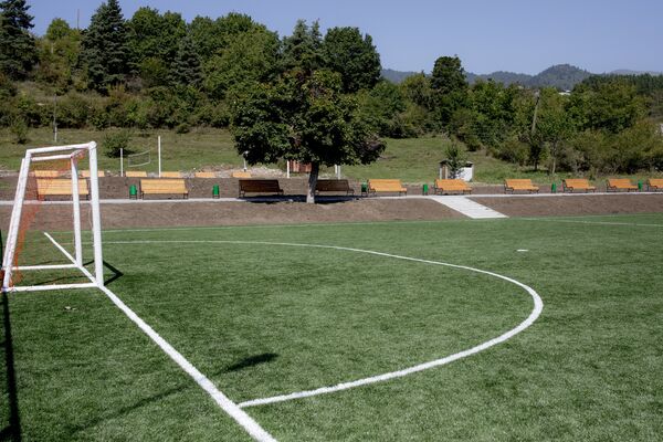 Футбольное поле в школе-интернат Дзау - Sputnik Южная Осетия