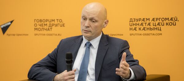 Пресс-конференция, посвященная установлению дипотношений между Россией и Южной Осетией Пресс-конференция, посвященная установлению дипотношений между Россией и Южной Осетией - Sputnik Южная Осетия