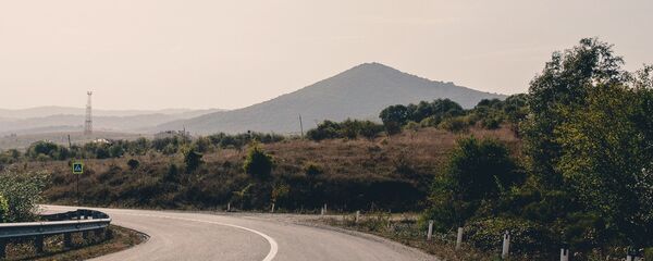 Фермер из Знаура Гела Бекоев Фермер из Знаура Гела Бекоев - Sputnik Южная Осетия