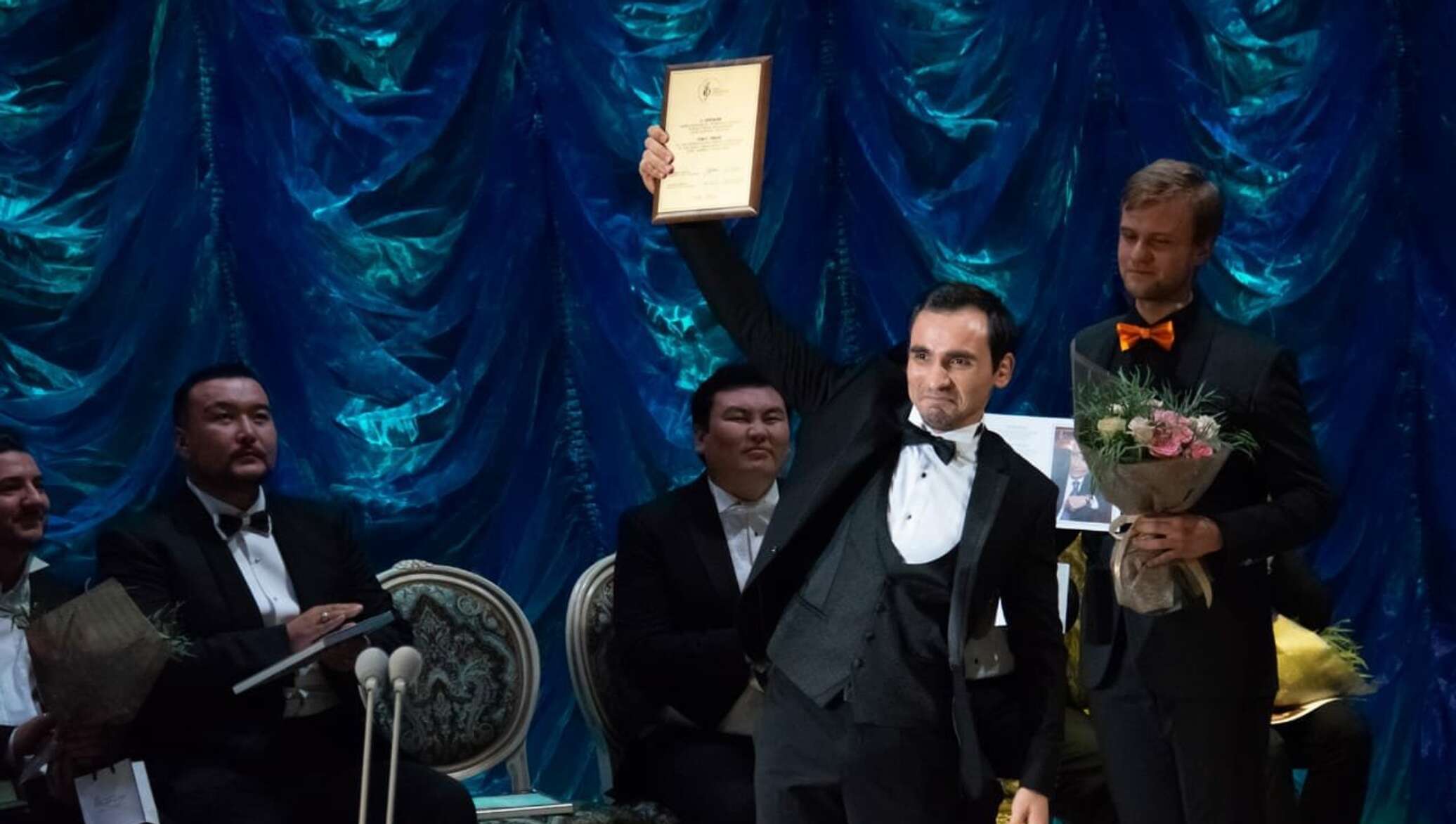 Дипломаты лауреаты. Дипломаты лауреаты. Киссинджер 2022. Дипломаты лауреаты. Дипломаты лауреаты.