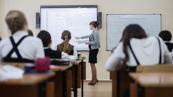 Дети на уроке в школе - Sputnik Южная Осетия